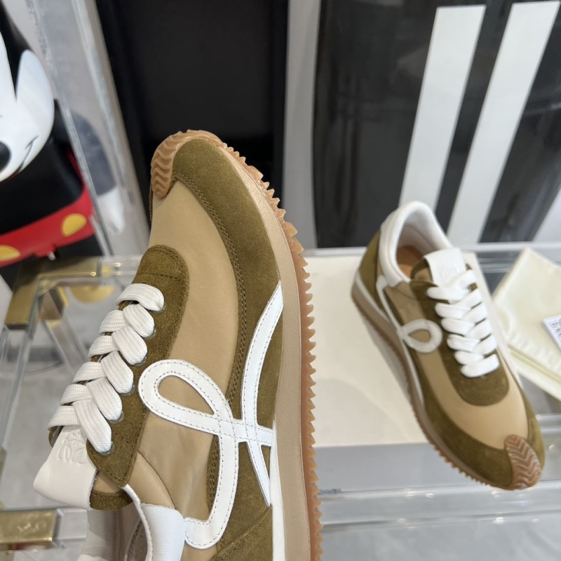 Loewe Sneakers